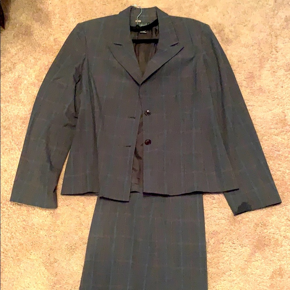 Pants suit and matching winter/spring shirts
